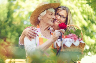 10 Financial New Year’s Resolutions for Seniors