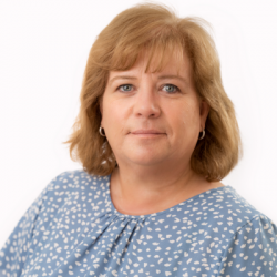 lisa holt portrait